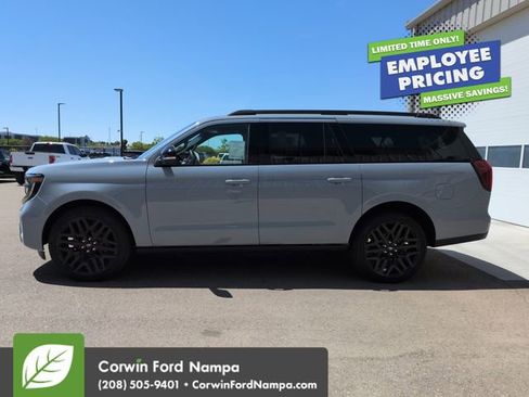 New 2026 Ford Expedition Max Platinum w/ Stealth Performance Package AWD/4WD image 6