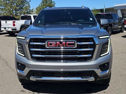 New 2026 GMC Yukon XL Elevation AWD/4WD image 3