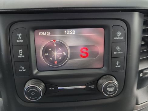 Used 2022 RAM 3500 Tradesman image 19