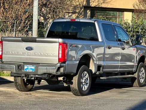 Used 2024 Ford F250 XLT image 3