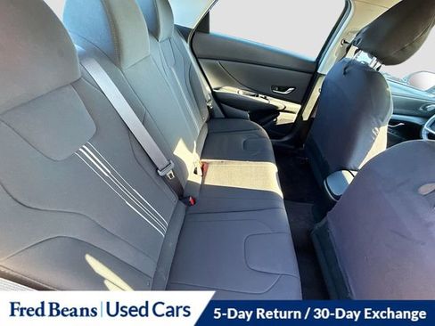 Used 2023 Hyundai Elantra SEL w/ Convenience Package image 27