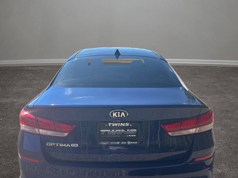 Used 2019 Kia Optima LX image 30