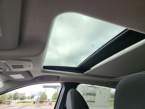 New 2026 Nissan Kicks SV w/ SV Premium Package image 8