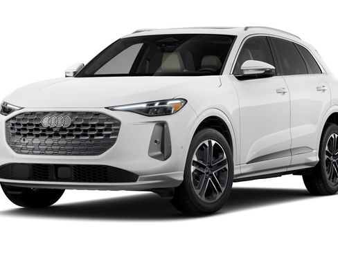 Certified 2025 Audi Q5 Premium AWD/4WD image 1