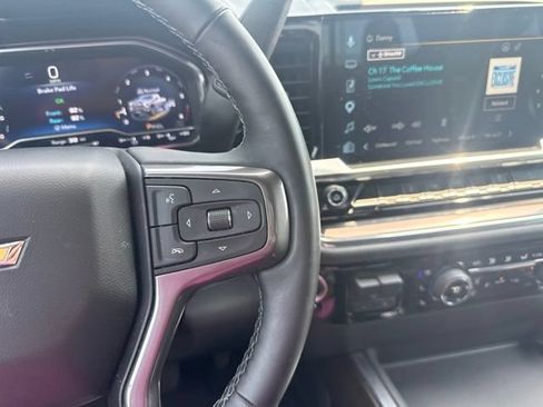 Used 2025 Chevrolet Silverado 3500 High Country AWD/4WD image 23