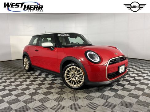 Used 2025 MINI Cooper S image 1