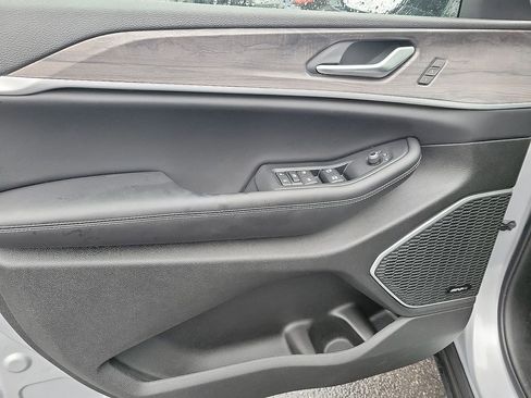 New 2023 Jeep Grand Cherokee 4WD 4xe image 8