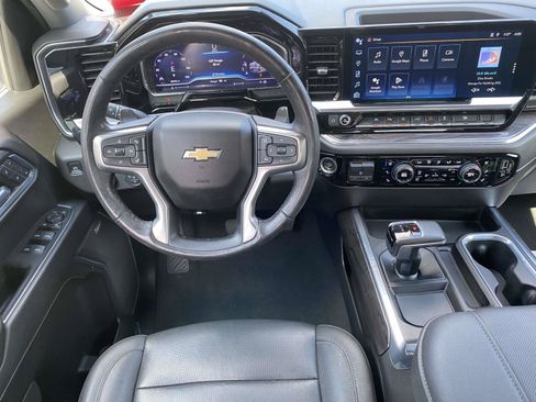 Used 2023 Chevrolet Silverado 1500 LTZ RWD image 2