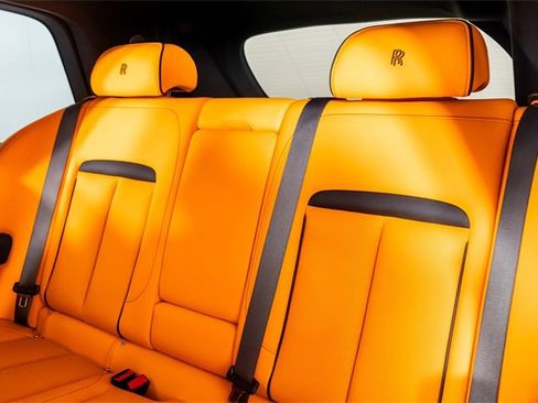 Used 2023 Rolls-Royce Cullinan image 32