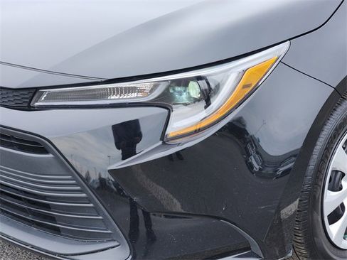 Certified 2024 Toyota Corolla LE image 6