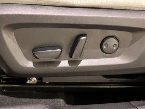 Used 2024 Mitsubishi Outlander SEL image 24