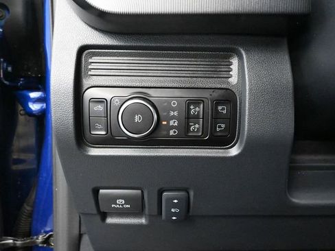 Used 2026 Ford F250 Platinum w/ FX4 Off-Road Package image 34