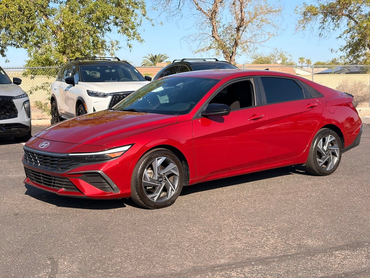 Used 2025 Hyundai Elantra Sport FWD image 1
