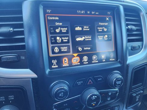 Used 2016 RAM 2500 Limited AWD/4WD image 18