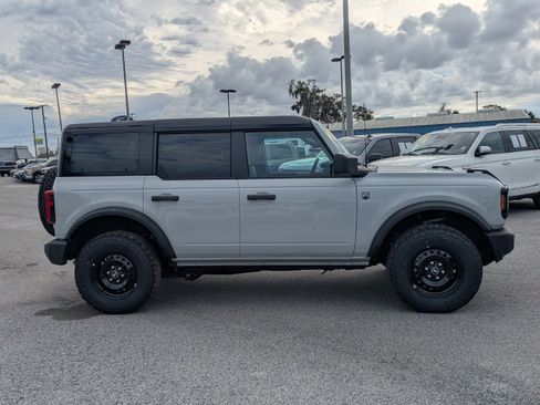 New 2026 Ford Bronco Big Bend image 3