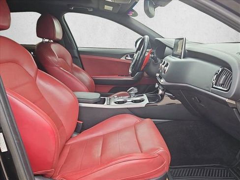 Used 2018 Kia Stinger GT2 AWD/4WD image 21
