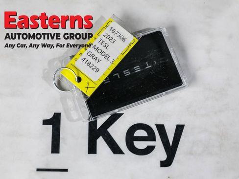 Used 2023 Tesla Model 3 Standard Range image 22