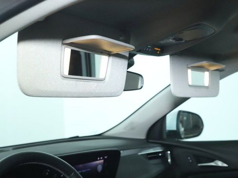 Used 2025 Buick Encore GX Preferred image 19