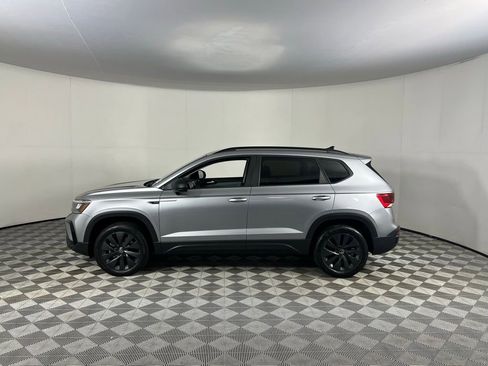 Used 2023 Volkswagen Taos S w/ IQ Drive S Package image 9