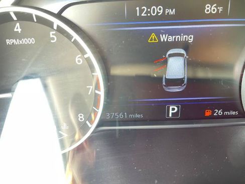 Certified 2024 Nissan Murano SV w/ SV Midnight Edition Package AWD/4WD image 19