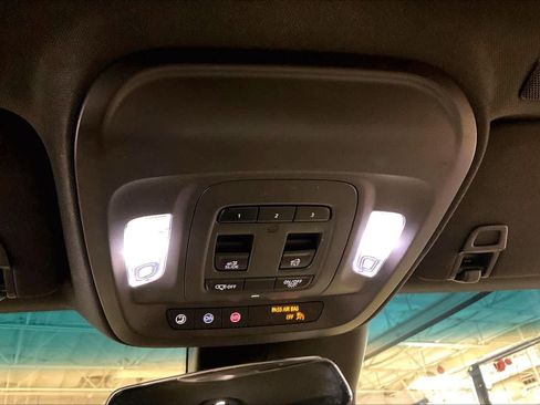 Used 2022 Cadillac CT4 Premium Luxury image 35