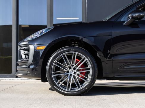 New 2026 Porsche Macan S image 13