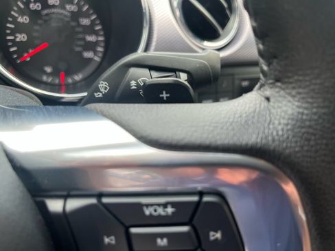 Used 2016 Ford Mustang GT RWD image 13