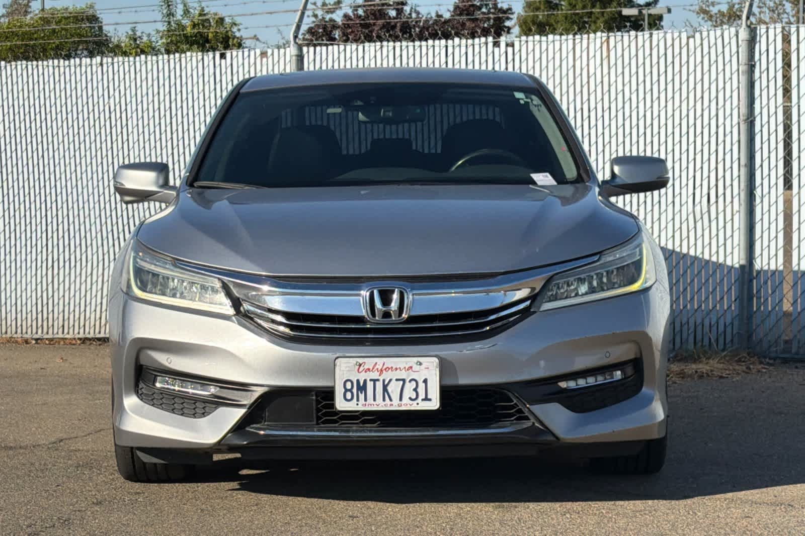 Used 2017 Honda Accord Touring image 8