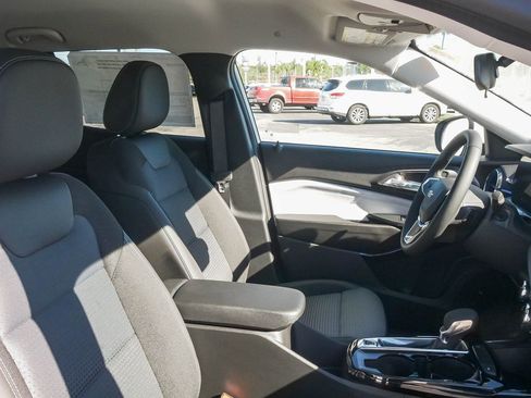 New 2026 Chevrolet Trax LT w/ Driver Confidence Package image 16