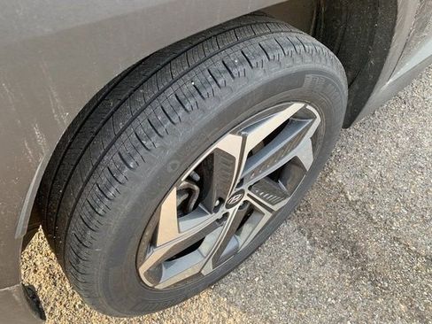 Used 2023 Hyundai Tucson Limited image 5