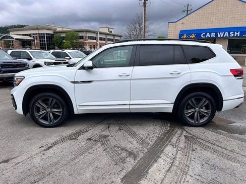Used 2021 Volkswagen Atlas SE w/ Panoramic Sunroof Package AWD/4WD image 2