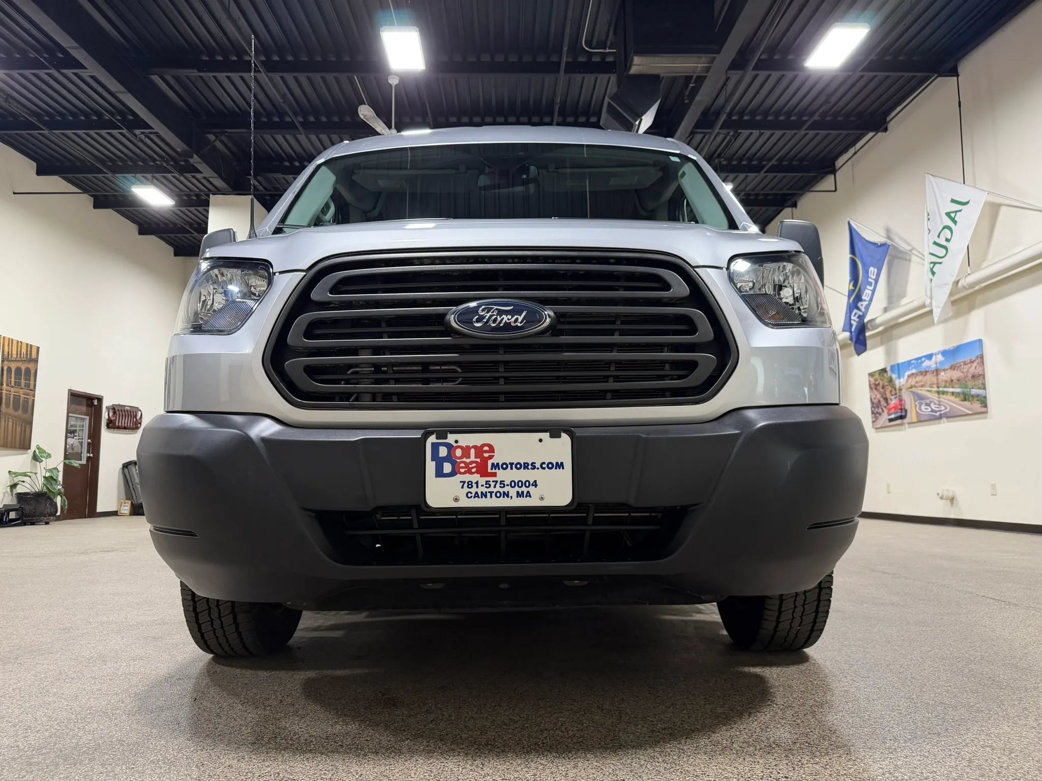 Used 2019 Ford Transit 250 148 Medium Roof RWD image 13