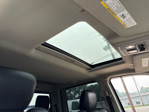 Used 2018 RAM 1500 Laramie w/ Convenience Group AWD/4WD image 10