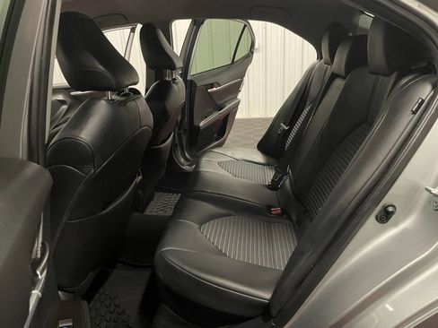 Used 2022 Toyota Camry SE image 36