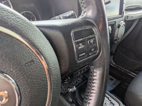 Used 2017 Jeep Wrangler Unlimited Sport AWD/4WD image 20