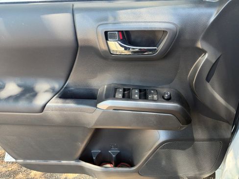Used 2023 Toyota Tacoma TRD Sport w/ Advanced Technology Package AWD/4WD image 13