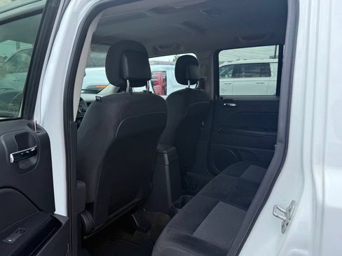 Used 2016 Jeep Patriot Sport w/ Power Value Group AWD/4WD image 17