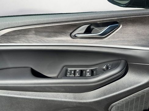 New 2026 Jeep Grand Cherokee Altitude image 23