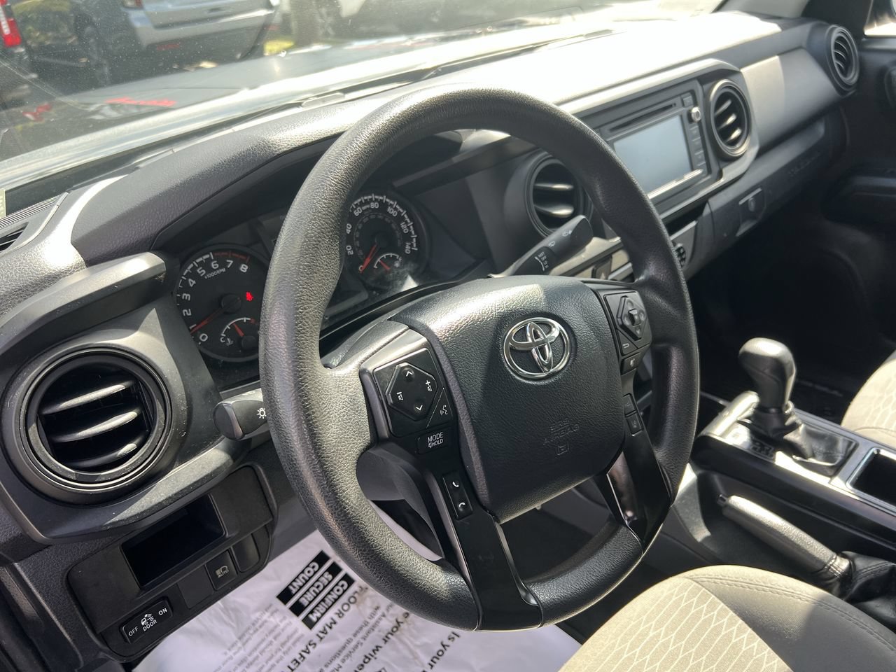 Used 2018 Toyota Tacoma SR w/ SR Convenience Package AWD/4WD image 18