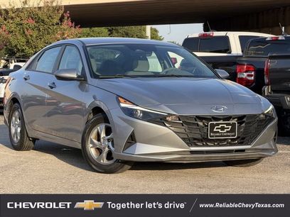 Used 2021 Hyundai Elantra SE