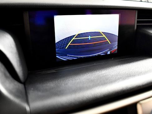 Used 2017 Lexus IS 300 AWD image 29