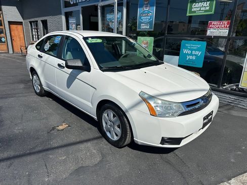 Used 2009 Ford Focus S FWD image 3