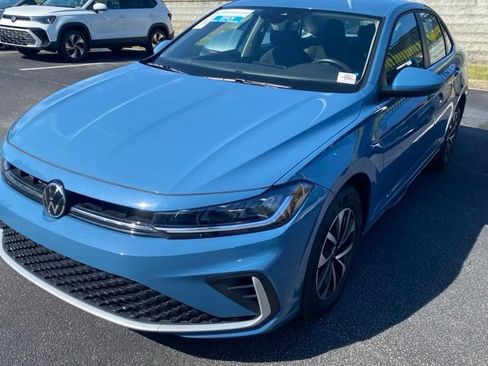 Certified 2026 Volkswagen Jetta S FWD image 9