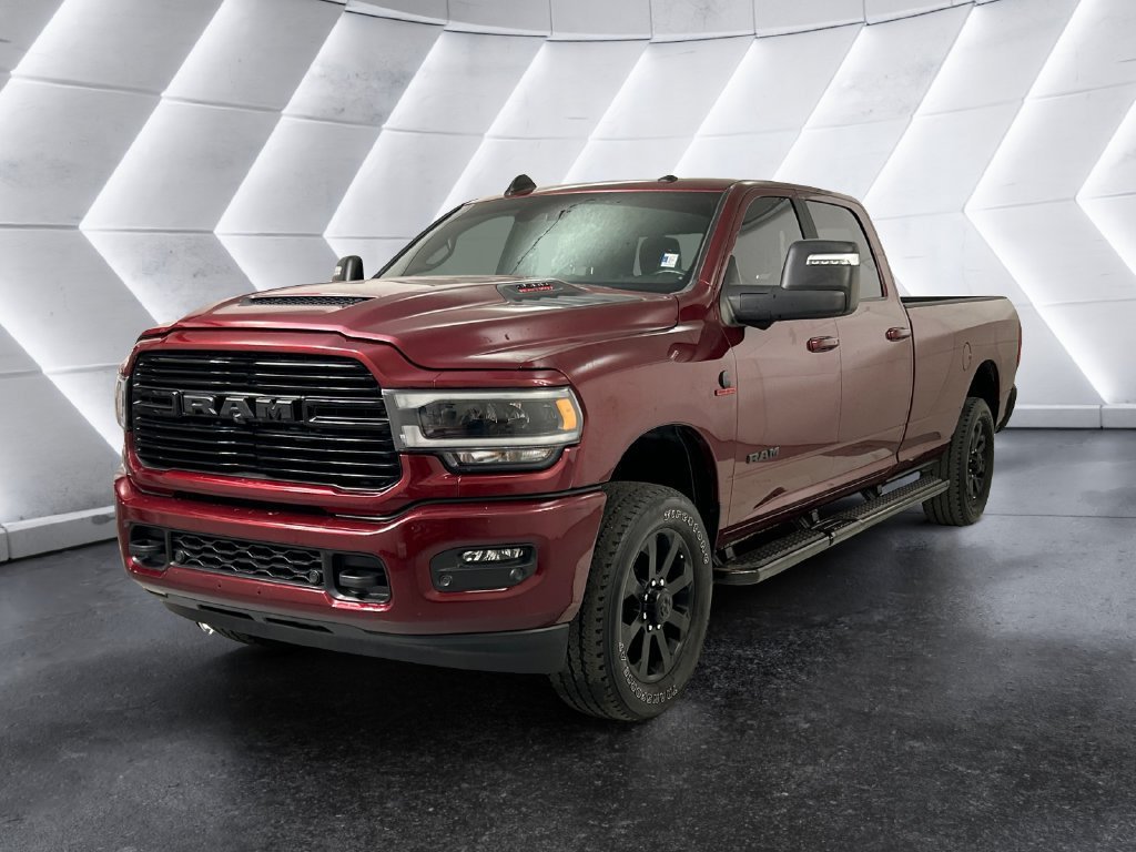 Used 2024 RAM 3500 Laramie w/ Night Edition AWD/4WD image 3