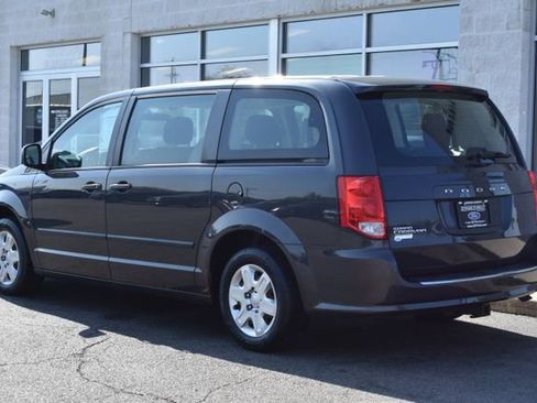 Used 2012 Dodge Grand Caravan American Value Package FWD image 6