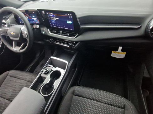 New 2026 Chevrolet Equinox LT w/ LPO, Floor Liner Package image 28