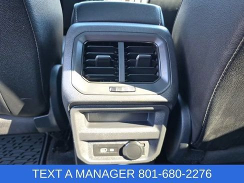 Used 2021 Volkswagen Tiguan SE w/ Panoramic Sunroof Package AWD/4WD image 22