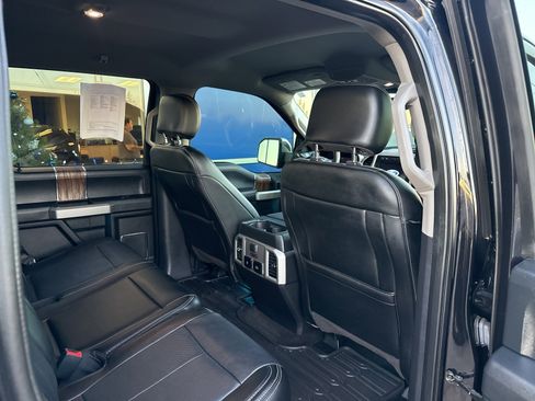 Used 2020 Ford F150 Lariat w/ Equipment Group 502A Luxury image 12