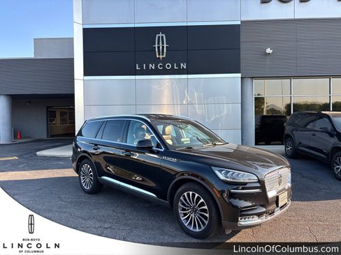 Used 2020 Lincoln Aviator Reserve w/ Elements Package Plus AWD/4WD image 1
