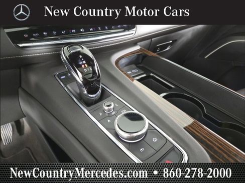 Used 2023 Cadillac Escalade Premium Luxury w/ Performance Package image 27